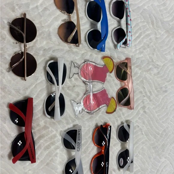 Assorted Sunglasses Collection - Picture 2 of 2